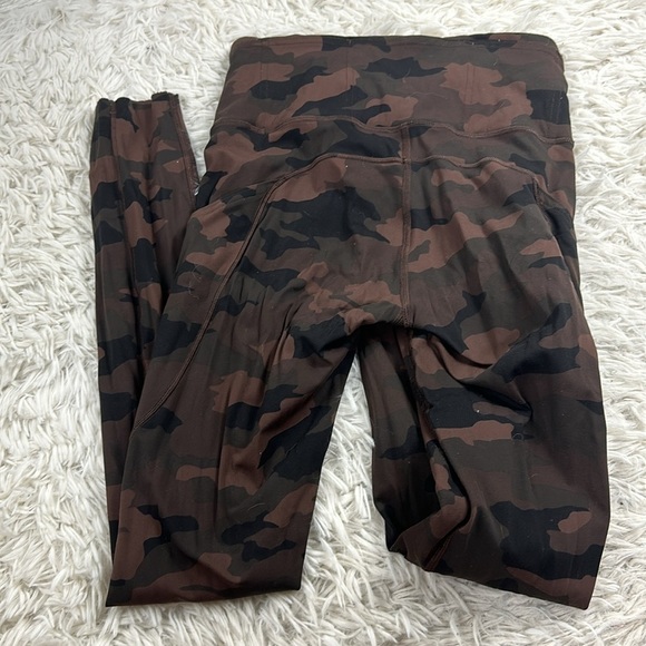 Lululemon Fast and Free Tight 28" *Non-Reflective Heritage 365 Camo Brown Earth - Picture 5 of 8